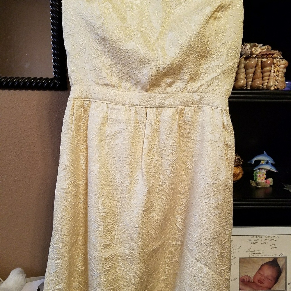 Dress - Picture 5 of 6